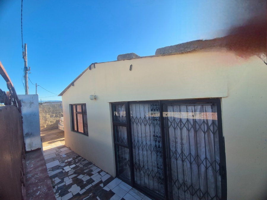 2 Bedroom Property for Sale in Soweto On Sea Eastern Cape